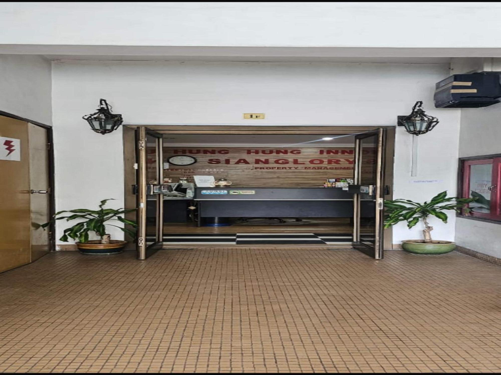 Oyo 90979 Sianglory Inn Kota Kinabalu Exteriör bild
