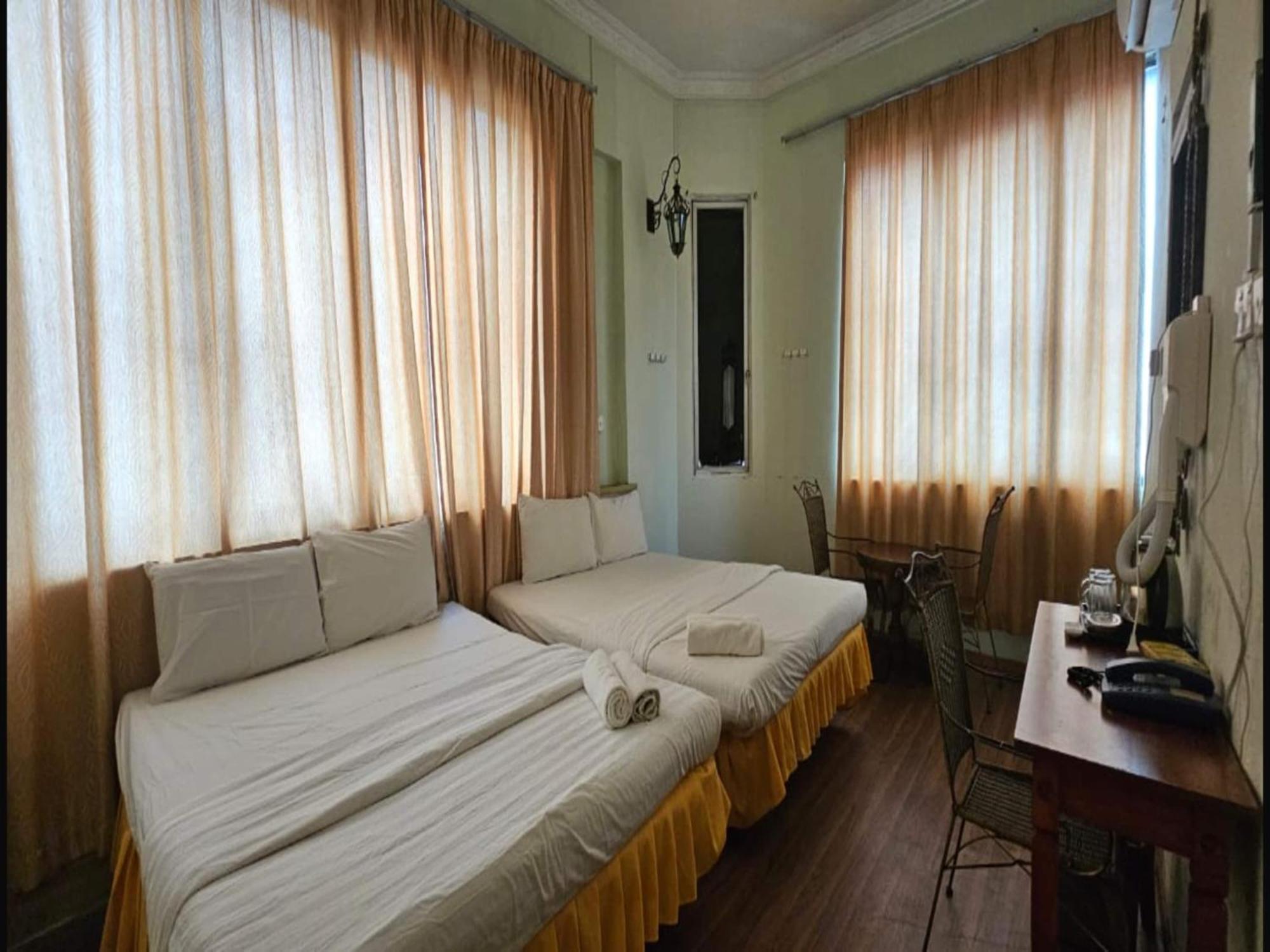 Oyo 90979 Sianglory Inn Kota Kinabalu Exteriör bild